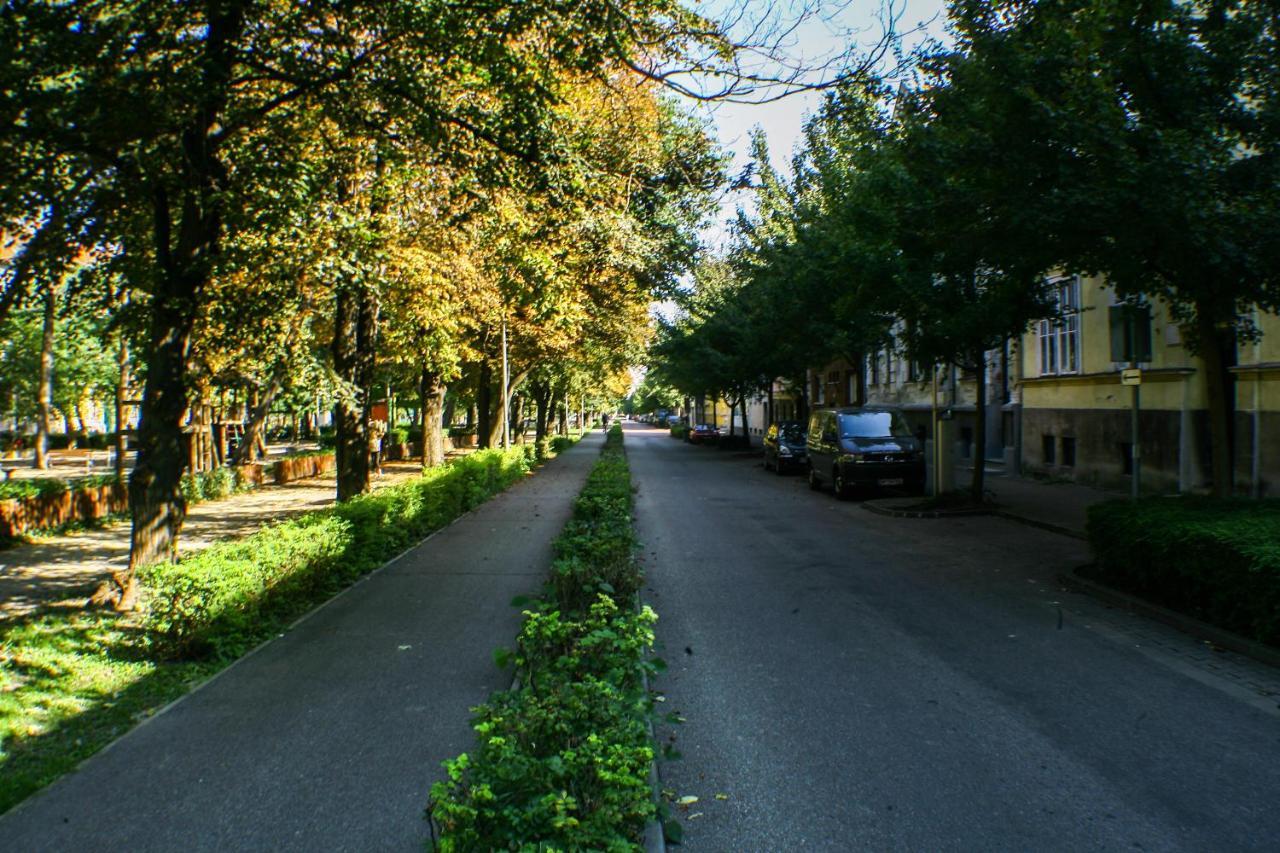 Deák Apartman Sopron Exterior foto